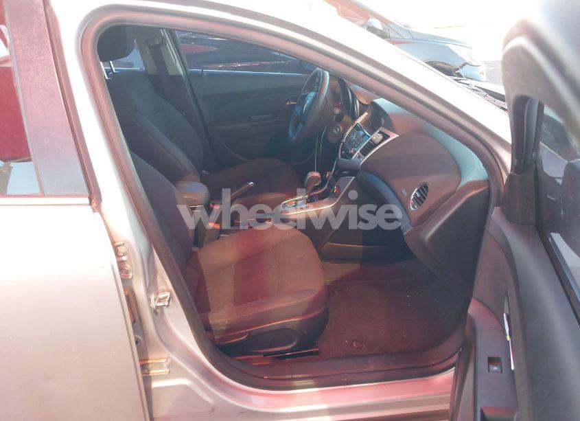 Photo 5 of 2012 Chevrolet Cruze LT (VIN 1G1PE5SCXC7270040)