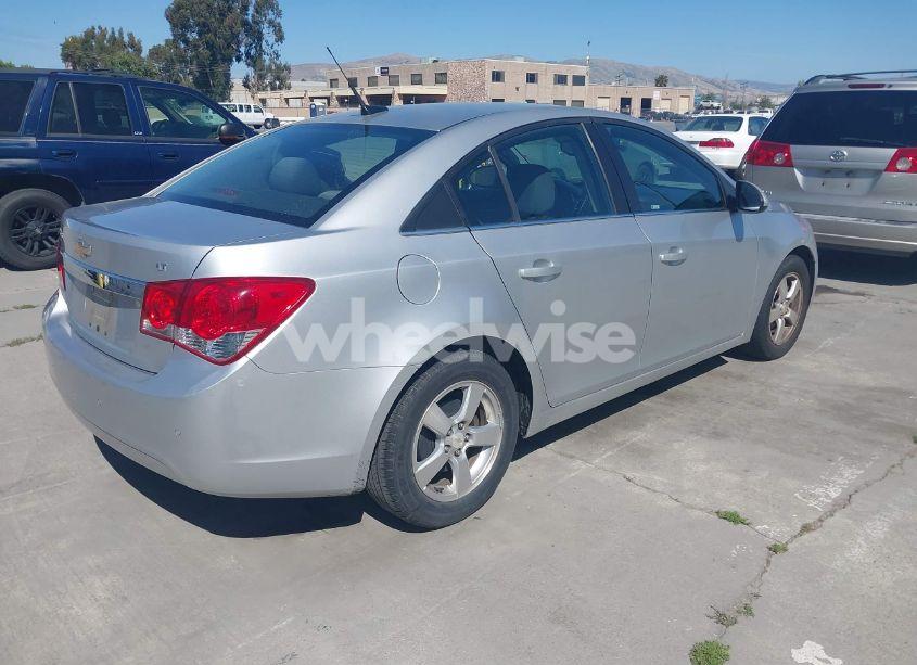 Photo 4 of 2011 Chevrolet Cruze 1LT (VIN 1G1PF5S90B7100964)