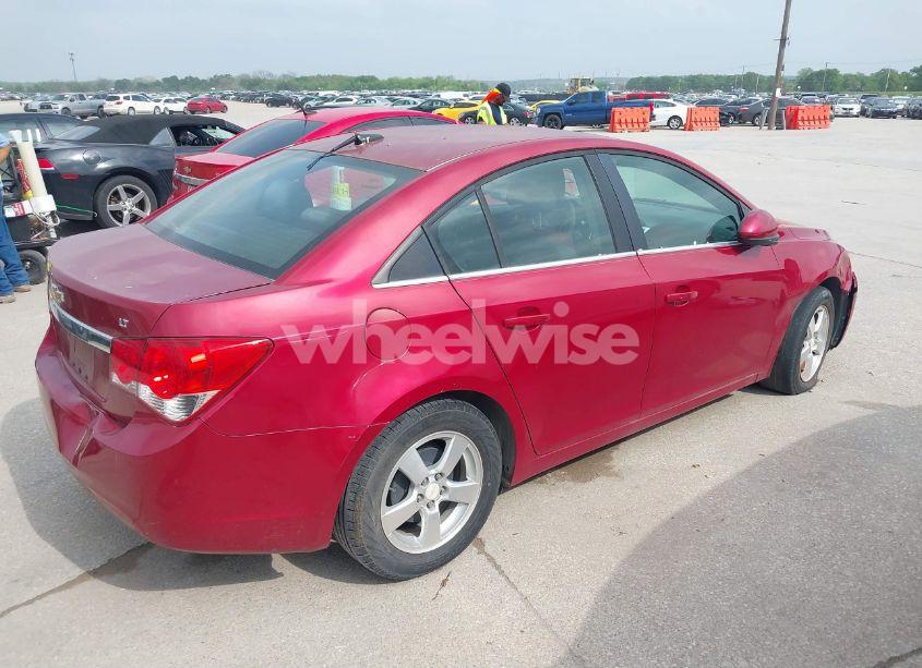 Photo 4 of 2011 Chevrolet Cruze 1LT (VIN 1G1PF5S92B7120858)