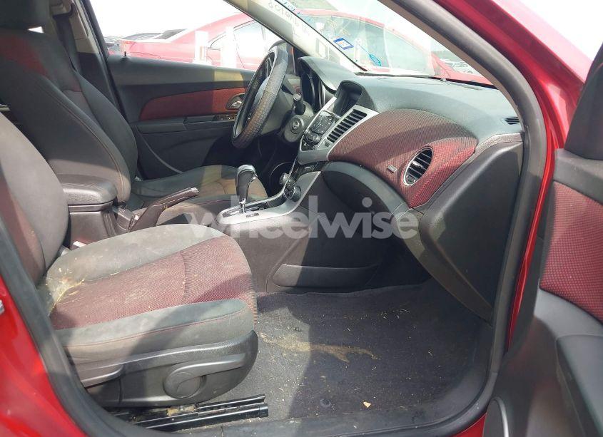 Photo 5 of 2011 Chevrolet Cruze 1LT (VIN 1G1PF5S92B7120858)