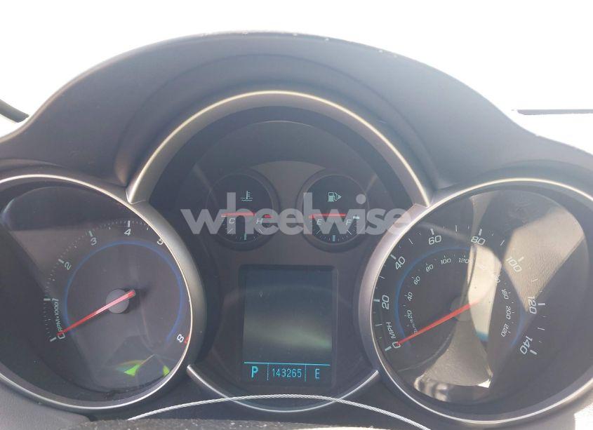 Photo 7 of 2011 Chevrolet Cruze 1LT (VIN 1G1PF5S92B7125302)