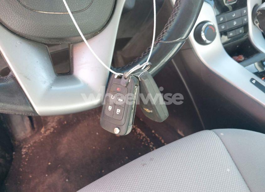 Photo 11 of 2011 Chevrolet Cruze 1LT (VIN 1G1PF5S92B7129480)