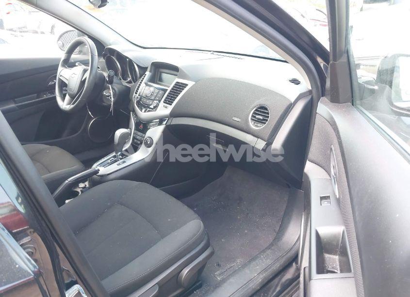 Photo 5 of 2011 Chevrolet Cruze 1LT (VIN 1G1PF5S92B7132265)