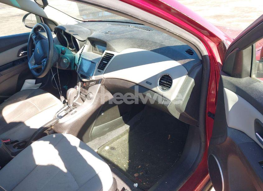 Photo 5 of 2011 Chevrolet Cruze 1LT (VIN 1G1PF5S92B7175097)