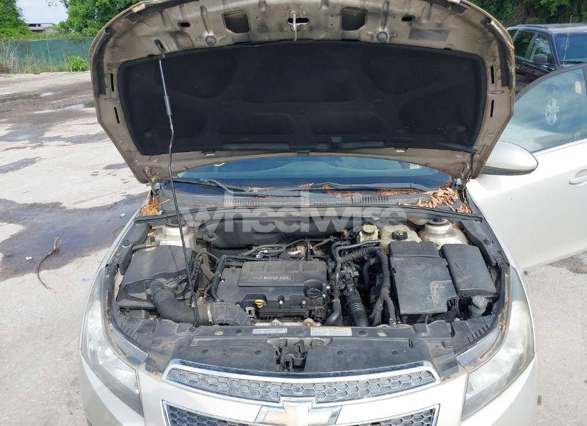 Photo 10 of 2011 Chevrolet Cruze 1LT (VIN 1G1PF5S92B7187685)