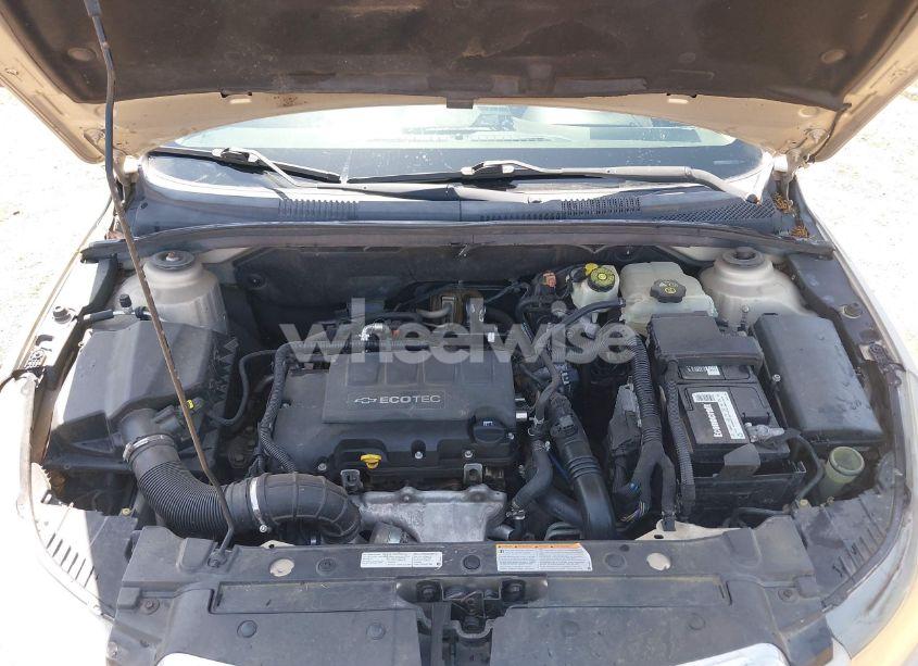 Photo 10 of 2011 Chevrolet Cruze 1LT (VIN 1G1PF5S92B7222130)