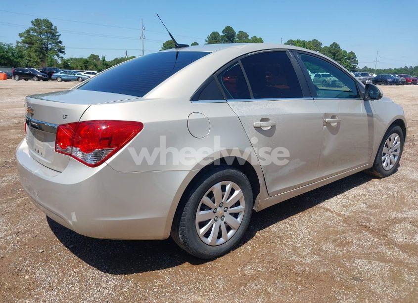 Photo 4 of 2011 Chevrolet Cruze 1LT (VIN 1G1PF5S92B7222130)