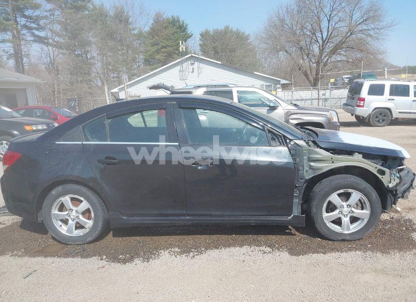 Photo 14 of 2011 Chevrolet Cruze 1LT (VIN 1G1PF5S92B7263762)