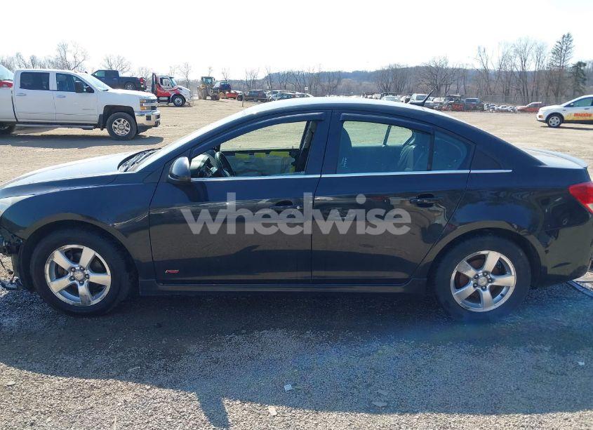 Photo 15 of 2011 Chevrolet Cruze 1LT (VIN 1G1PF5S92B7263762)
