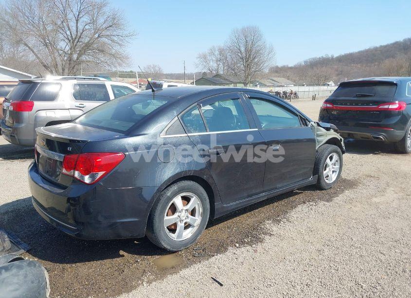 Photo 4 of 2011 Chevrolet Cruze 1LT (VIN 1G1PF5S92B7263762)