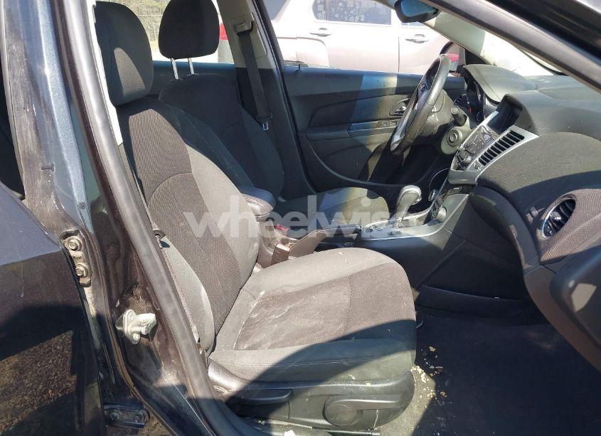 Photo 5 of 2011 Chevrolet Cruze 1LT (VIN 1G1PF5S92B7263762)