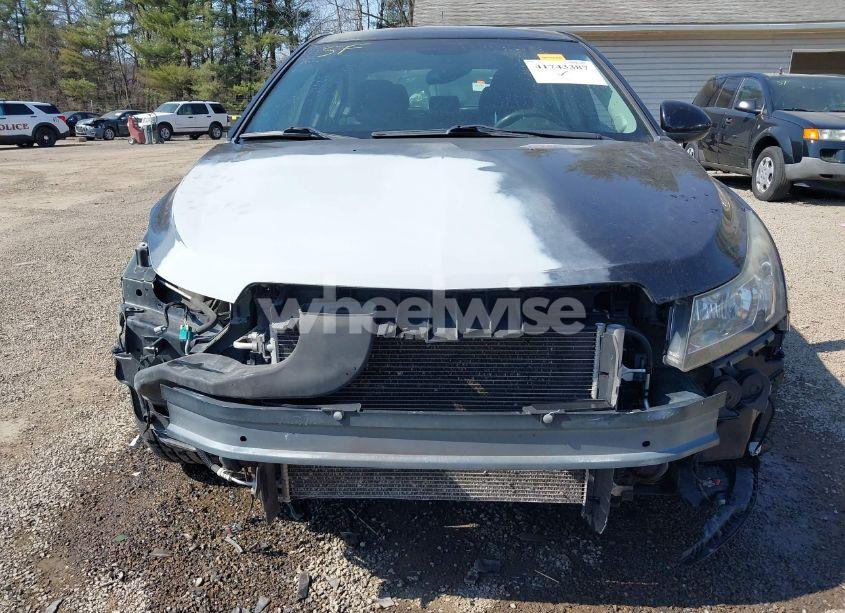 Photo 6 of 2011 Chevrolet Cruze 1LT (VIN 1G1PF5S92B7263762)