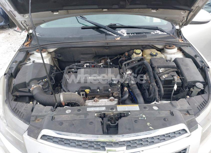 Photo 10 of 2011 Chevrolet Cruze 1LT (VIN 1G1PF5S93B7111845)