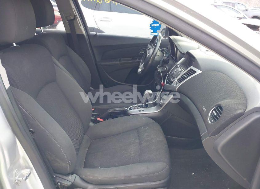 Photo 5 of 2011 Chevrolet Cruze 1LT (VIN 1G1PF5S93B7111845)