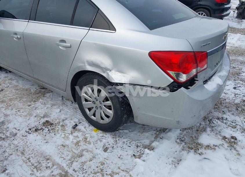 Photo 6 of 2011 Chevrolet Cruze 1LT (VIN 1G1PF5S93B7111845)