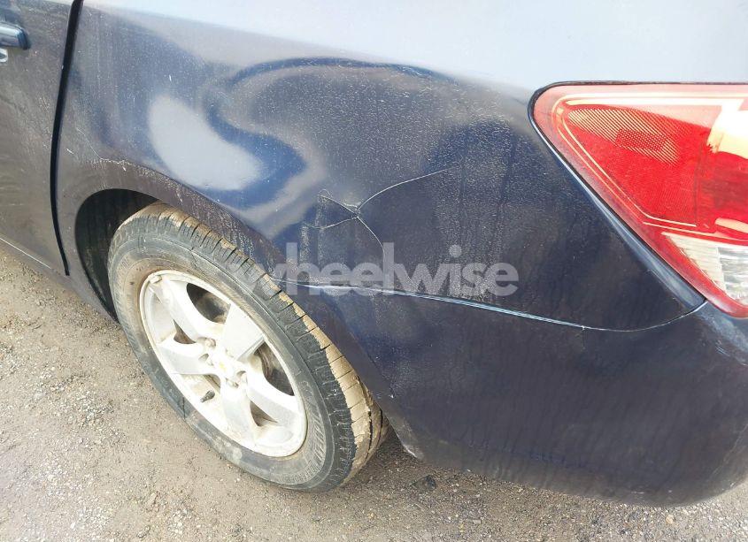 Photo 13 of 2011 Chevrolet Cruze 1LT (VIN 1G1PF5S93B7131125)