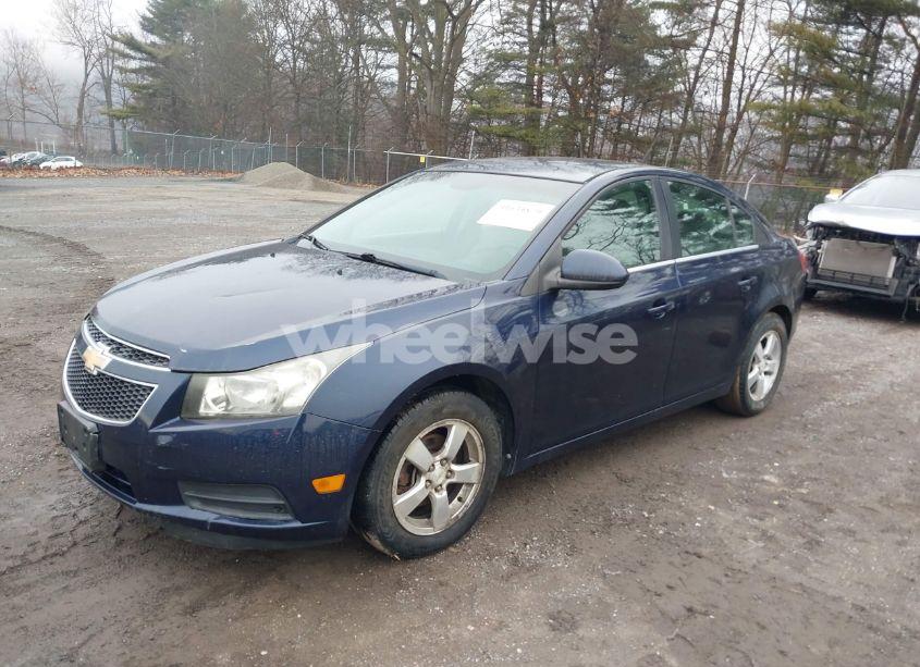 Photo 2 of 2011 Chevrolet Cruze 1LT (VIN 1G1PF5S93B7131125)