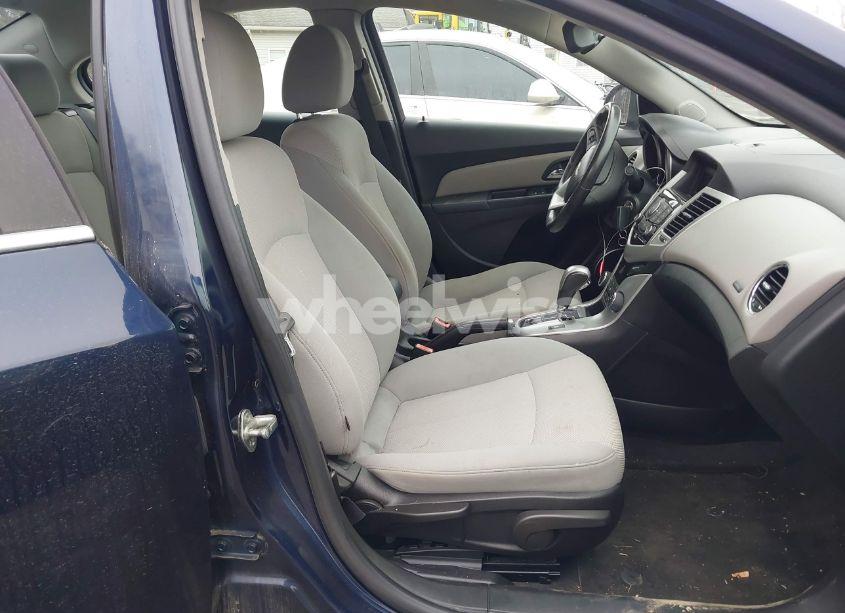 Photo 5 of 2011 Chevrolet Cruze 1LT (VIN 1G1PF5S93B7131125)