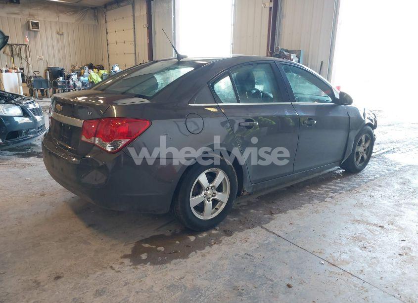 Photo 4 of 2011 Chevrolet Cruze 1LT (VIN 1G1PF5S93B7147793)