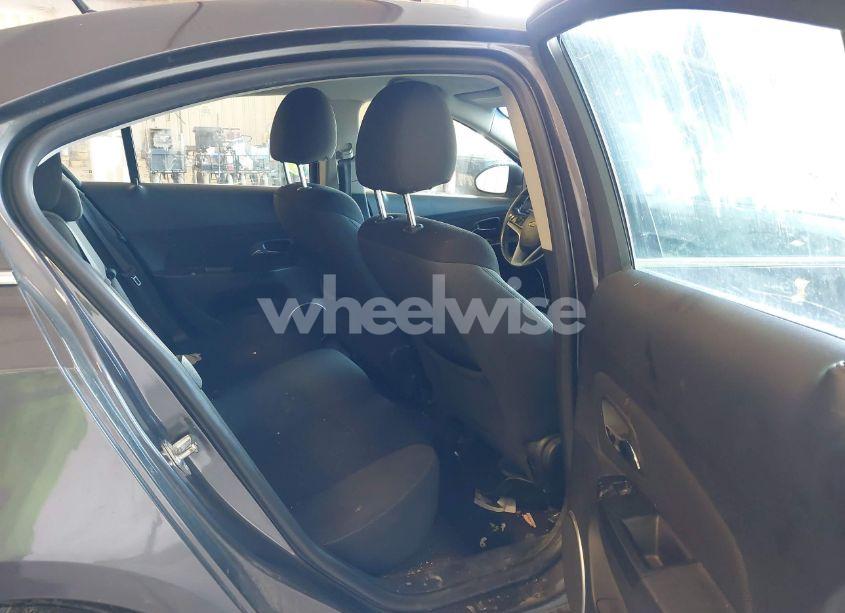 Photo 8 of 2011 Chevrolet Cruze 1LT (VIN 1G1PF5S93B7147793)