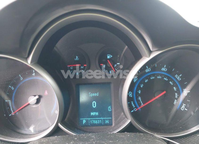 Photo 7 of 2011 Chevrolet Cruze 1LT (VIN 1G1PF5S93B7275032)