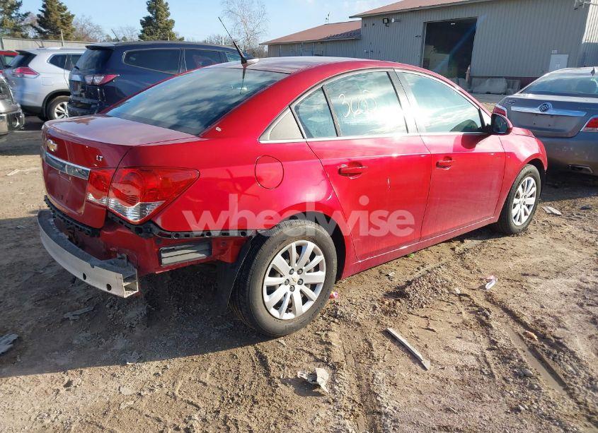 Photo 4 of 2011 Chevrolet Cruze 1LT (VIN 1G1PF5S93B7305887)
