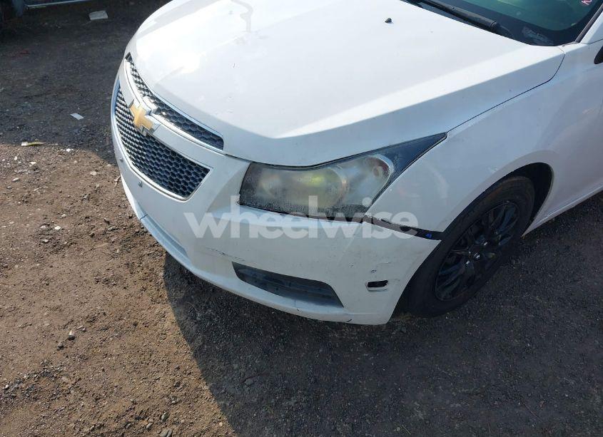 Photo 6 of 2011 Chevrolet Cruze 1LT (VIN 1G1PF5S94B7114303)