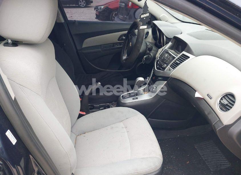 Photo 5 of 2011 Chevrolet Cruze 1LT (VIN 1G1PF5S94B7115886)