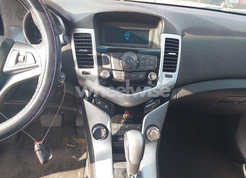 Photo 20 of 2011 Chevrolet Cruze LT (VIN 1G1PF5S94B7261771)