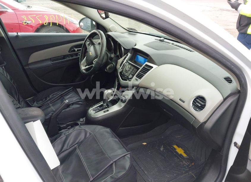 Photo 5 of 2011 Chevrolet Cruze 1LT (VIN 1G1PF5S94B7276965)
