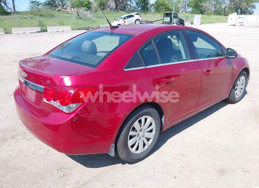 Photo 4 of 2011 Chevrolet Cruze 1LT (VIN 1G1PF5S94B7300522)