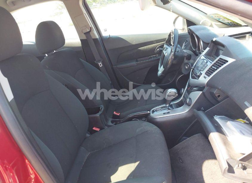 Photo 5 of 2011 Chevrolet Cruze 1LT (VIN 1G1PF5S94B7300522)