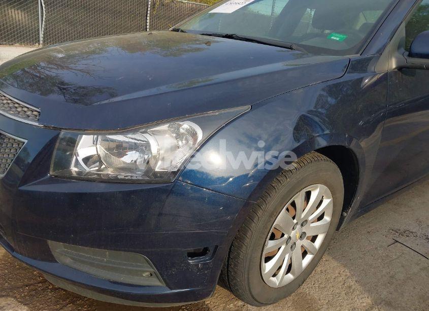 Photo 6 of 2011 Chevrolet Cruze 1LT (VIN 1G1PF5S95B7182366)