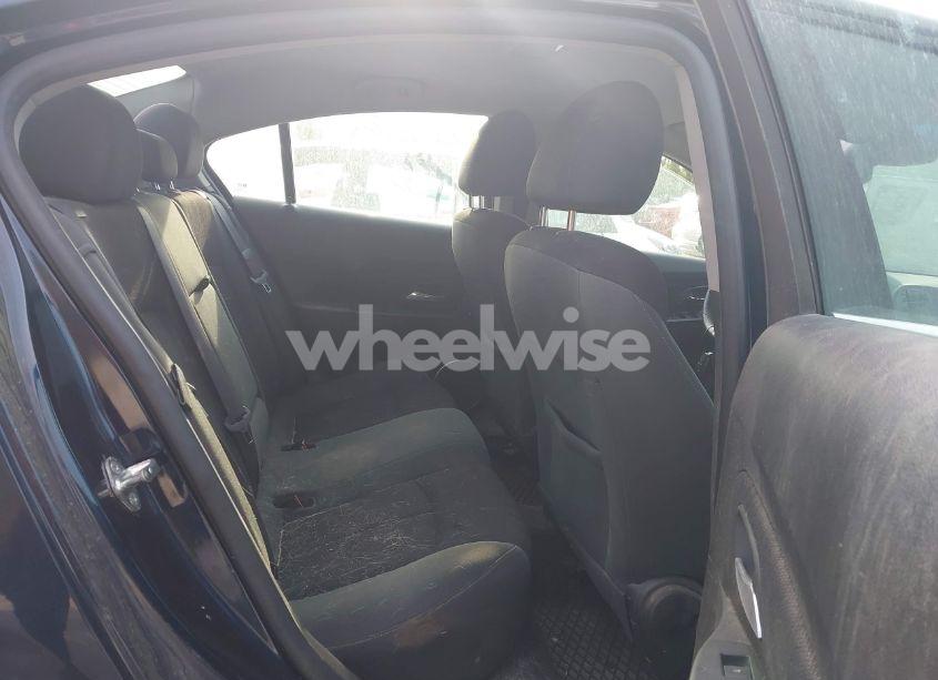 Photo 8 of 2011 Chevrolet Cruze 1LT (VIN 1G1PF5S95B7182366)