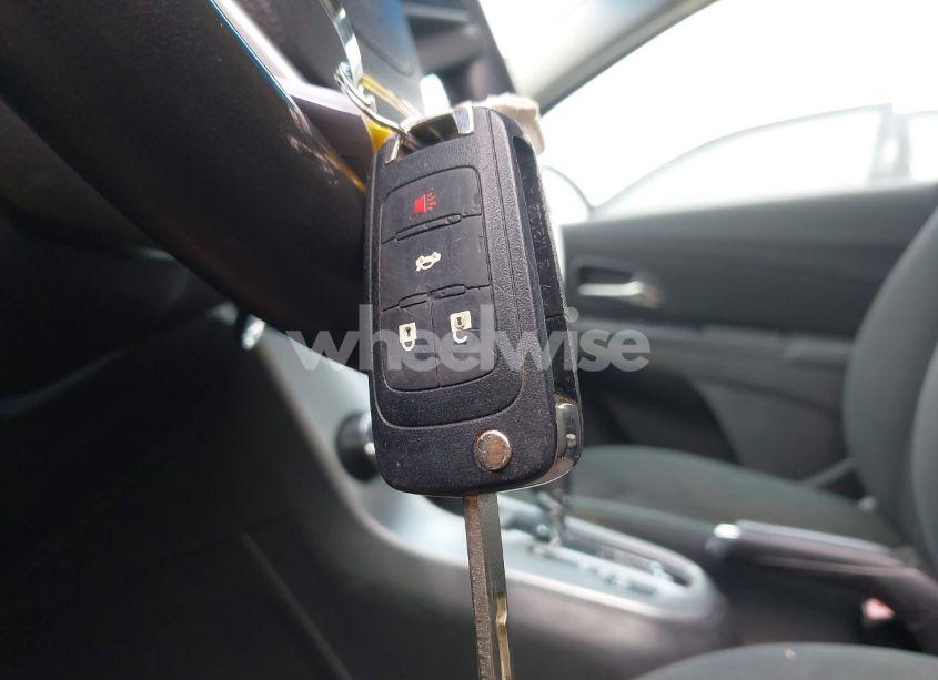 Photo 11 of 2011 Chevrolet Cruze 1LT (VIN 1G1PF5S95B7203717)