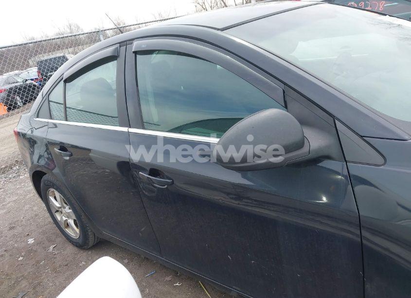 Photo 14 of 2011 Chevrolet Cruze 1LT (VIN 1G1PF5S95B7203717)