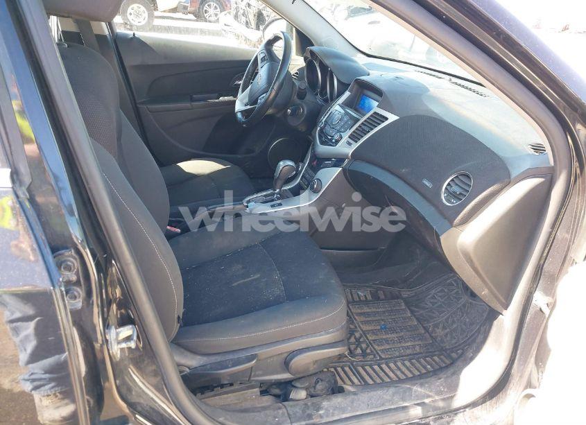 Photo 5 of 2011 Chevrolet Cruze 1LT (VIN 1G1PF5S96B7125884)