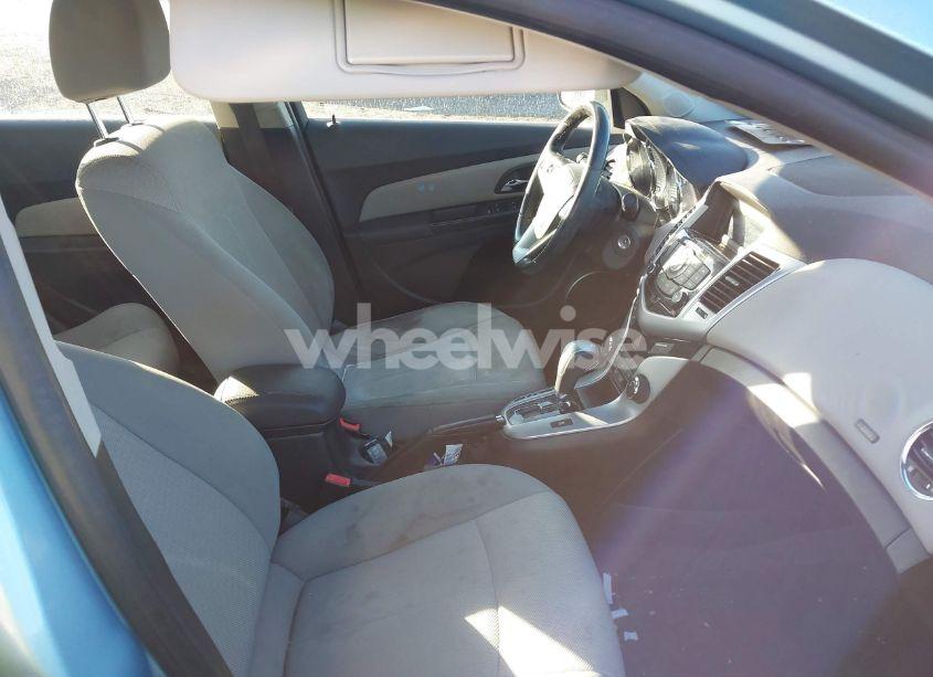 Photo 5 of 2011 Chevrolet Cruze 1LT (VIN 1G1PF5S96B7253624)