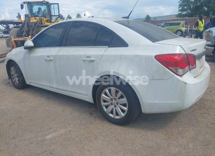 Photo 3 of 2011 Chevrolet Cruze 1LT (VIN 1G1PF5S96B7294612)