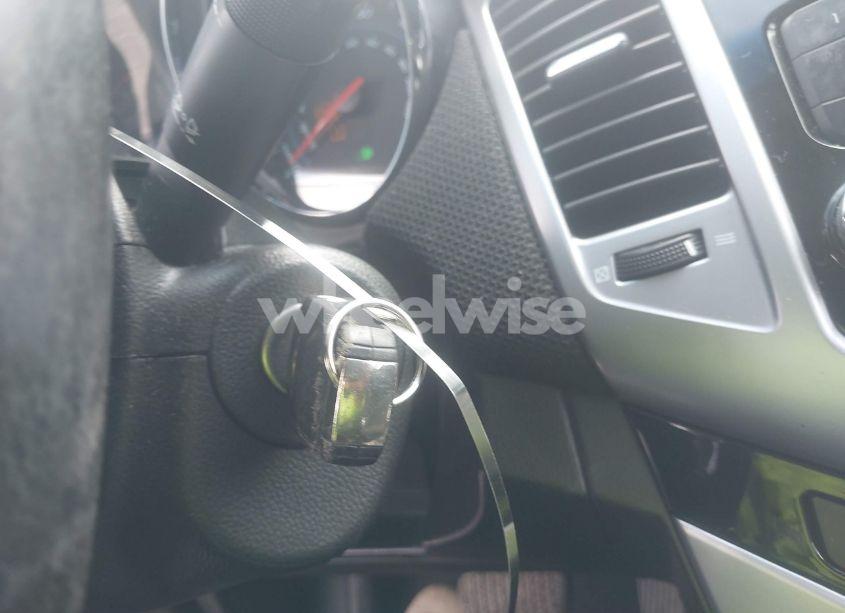 Photo 11 of 2011 Chevrolet Cruze 1LT (VIN 1G1PF5S97B7236265)