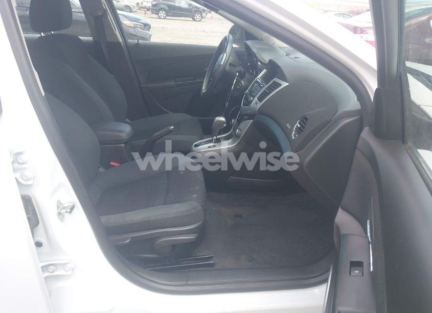 Photo 5 of 2011 Chevrolet Cruze 1LT (VIN 1G1PF5S97B7236265)