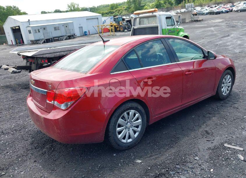 Photo 4 of 2011 Chevrolet Cruze 1LT (VIN 1G1PF5S98B7103899)