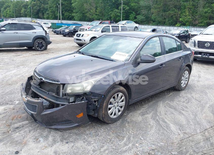 Photo 2 of 2011 Chevrolet Cruze 1LT (VIN 1G1PF5S98B7193961)