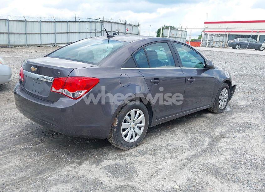 Photo 4 of 2011 Chevrolet Cruze 1LT (VIN 1G1PF5S98B7193961)
