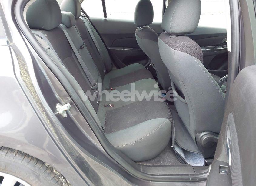 Photo 8 of 2011 Chevrolet Cruze 1LT (VIN 1G1PF5S98B7193961)