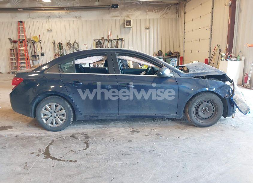 Photo 12 of 2011 Chevrolet Cruze 1LT (VIN 1G1PF5S98B7197010)
