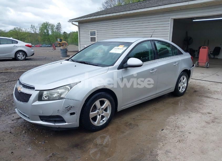 Photo 2 of 2011 Chevrolet Cruze 1LT (VIN 1G1PF5S98B7198206)