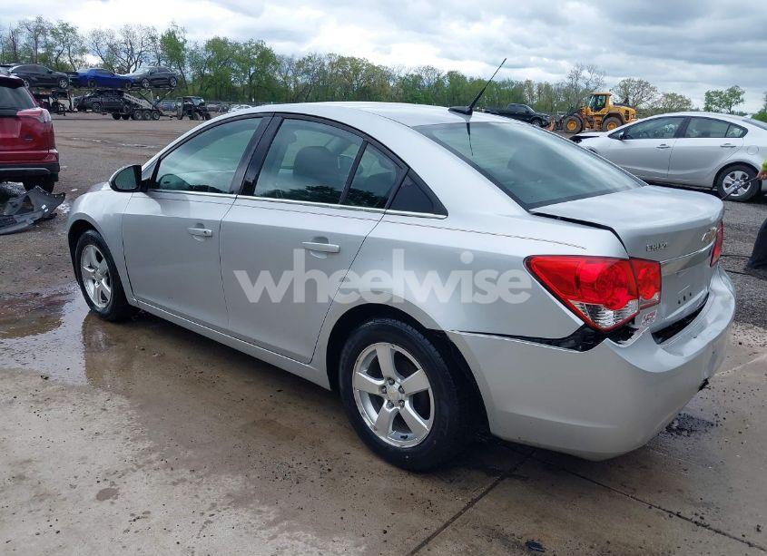 Photo 3 of 2011 Chevrolet Cruze 1LT (VIN 1G1PF5S98B7198206)