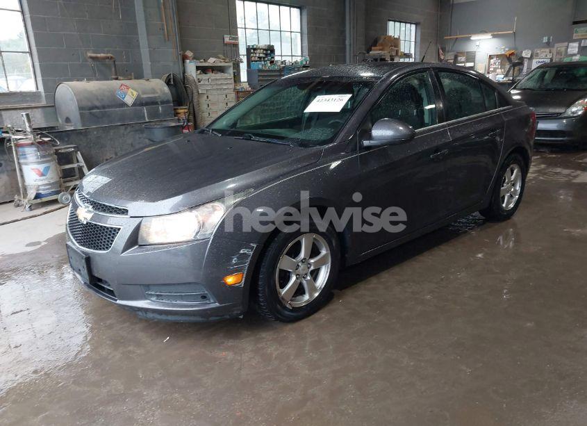 Photo 2 of 2011 Chevrolet Cruze 1LT (VIN 1G1PF5S98B7232371)