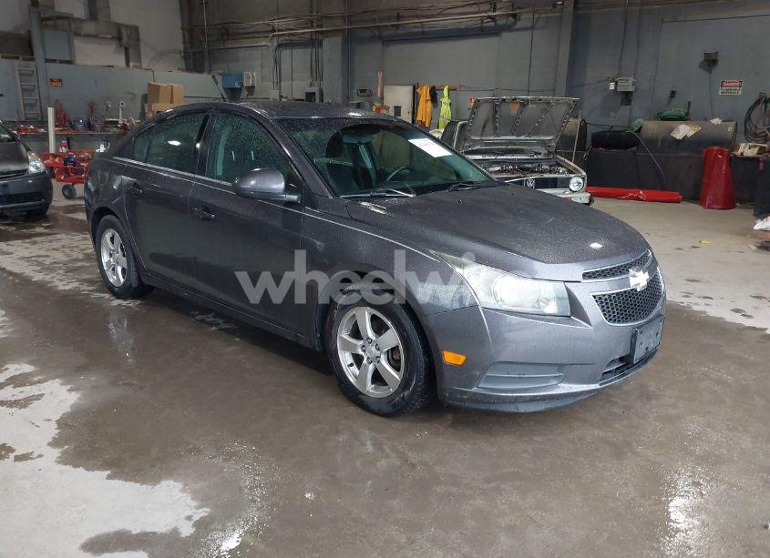 Photo 3 of 2011 Chevrolet Cruze 1LT (VIN 1G1PF5S98B7232371)